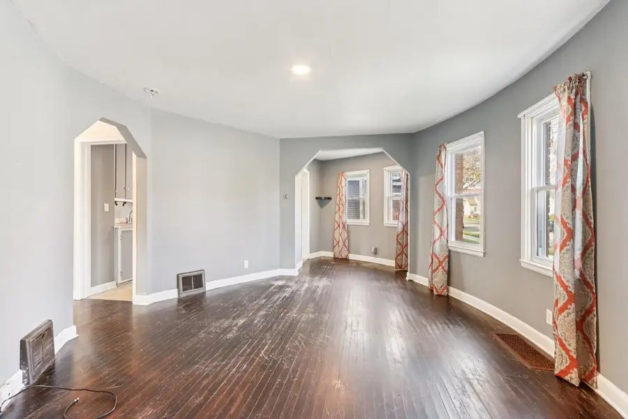 1209 Walton AVENUE, Racine, WI 53402 - Image #3