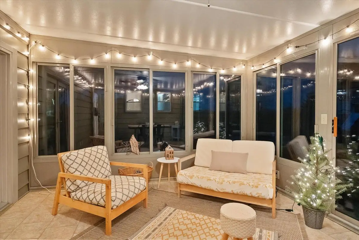 W282N6654 Meadowlark LANE, Hartland, WI 53029 - Image #1