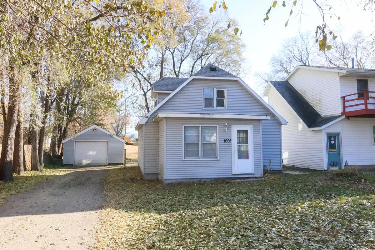 1608 Caroline STREET, La Crosse, WI 54603 - Image #1
