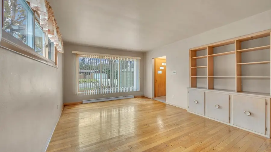 633 S 27th STREET, Sheboygan, WI 53081 - Image #3