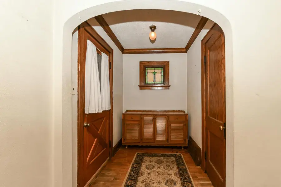 2534 S Brisbane AVENUE, Milwaukee, WI 53207 - Image #3