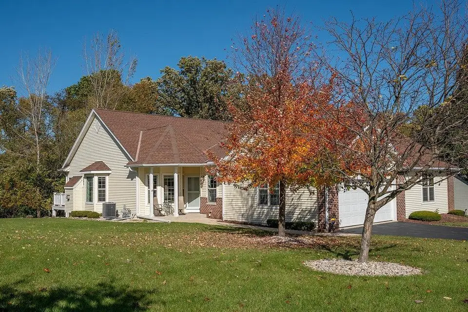 838 Elise COURT, Waukesha, WI 53189 - Image #1