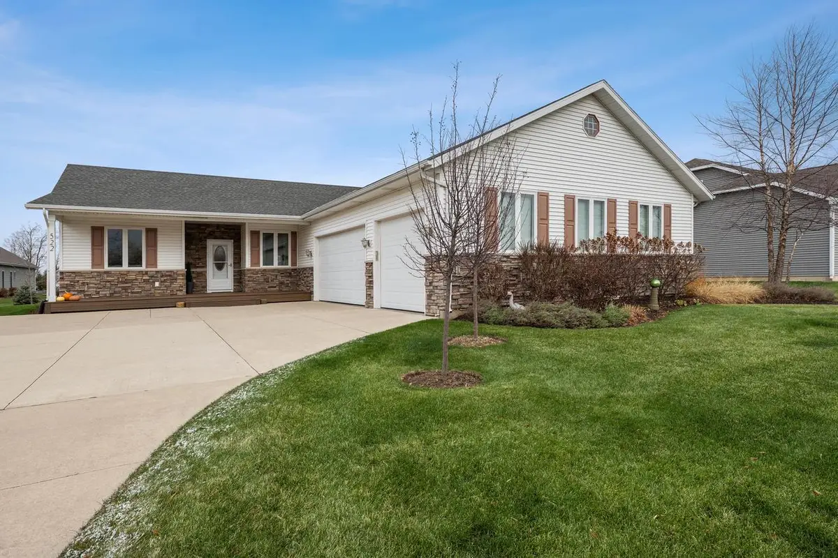 522 Bridgewater CIRCLE, Williams Bay, WI 53191 - Image #1