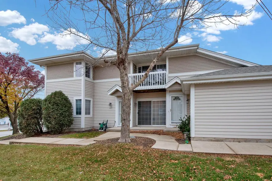 2023 W Layton AVENUE #8, Milwaukee, WI 53221 - Image #3