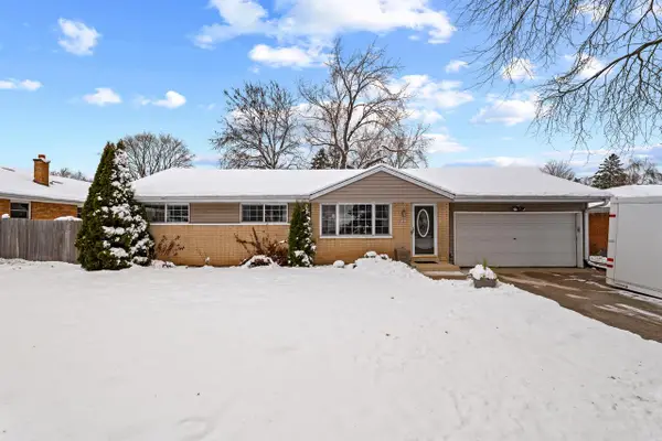 5860 W Ester PLACE, Brown Deer, WI 53223