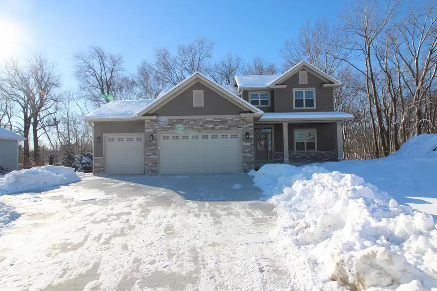 725 Brookview COURT, Racine, WI 53402 - Image #2