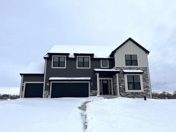 N58W25914 Autumn WAY, Lisbon, WI 53089