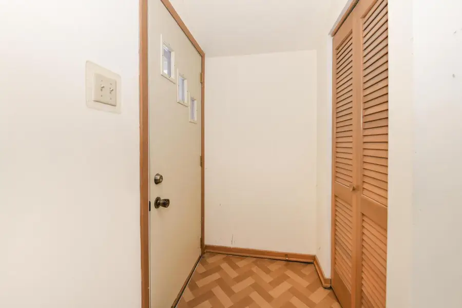 6124 W Spokane STREET, Milwaukee, WI 53223 - Image #3