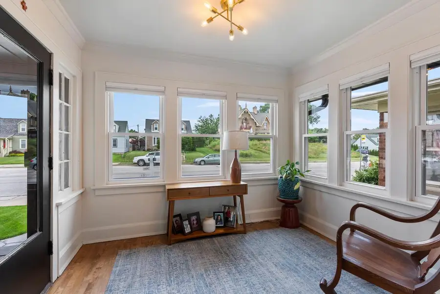 3332 S Kinnickinnic AVENUE, Milwaukee, WI 53207 - Image #2