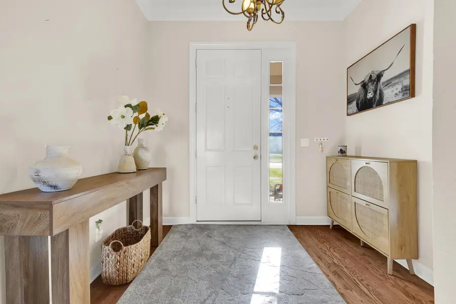 W233N3088 Oakmont COURT #B, Pewaukee, WI 53072 - Image #3