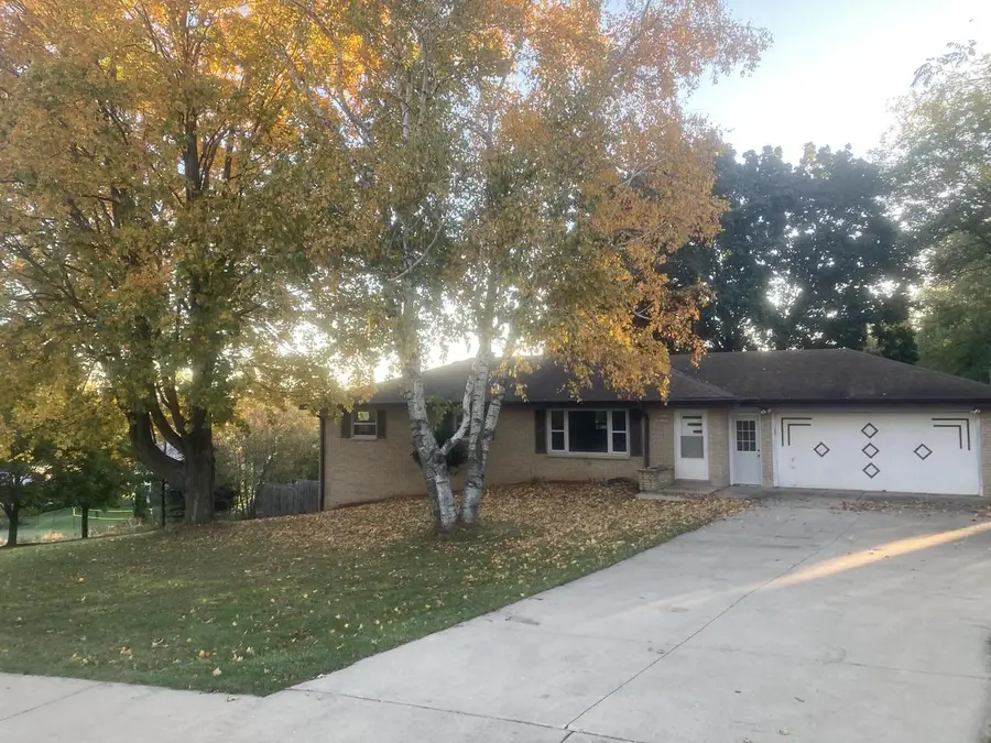 W234N7604 Woodside ROAD, Sussex, WI 53089 - Image #3