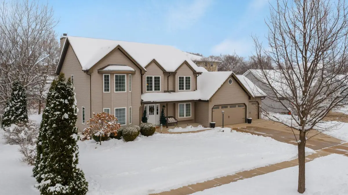 4928 W Evergreen STREET, Franklin, WI 53132 - Image #1