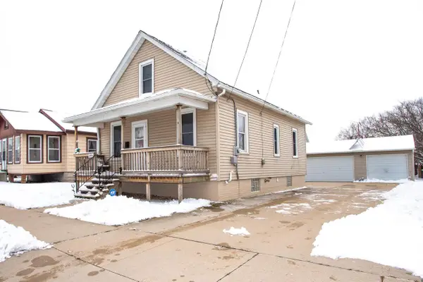 2404 Jackson STREET, Two Rivers, WI 54241