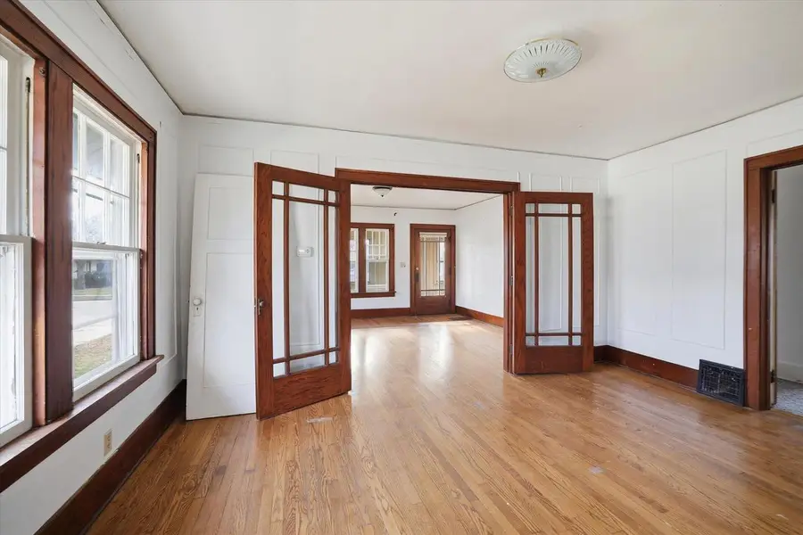 514 E Main STREET, Waterford, WI 53185 - Image #2