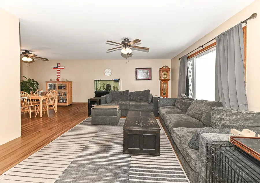 107 Prairie DRIVE, Walworth, WI 53184 - Image #2