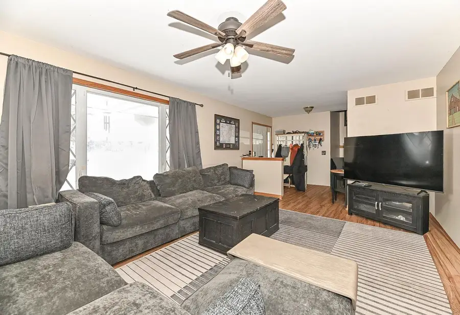 107 Prairie DRIVE, Walworth, WI 53184 - Image #3