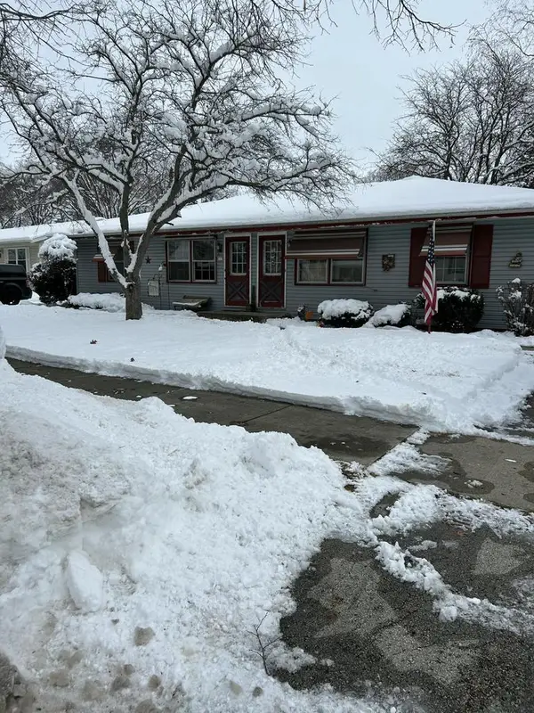 513 Bender ROAD #515, West Bend, WI 53090