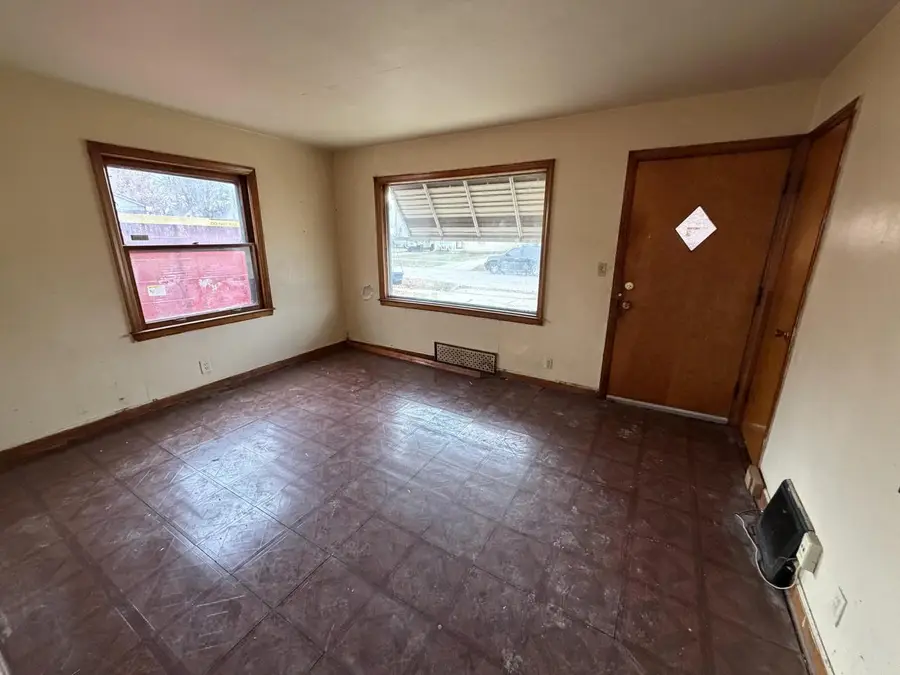 5318 N 61st STREET, Milwaukee, WI 53218 - Image #3