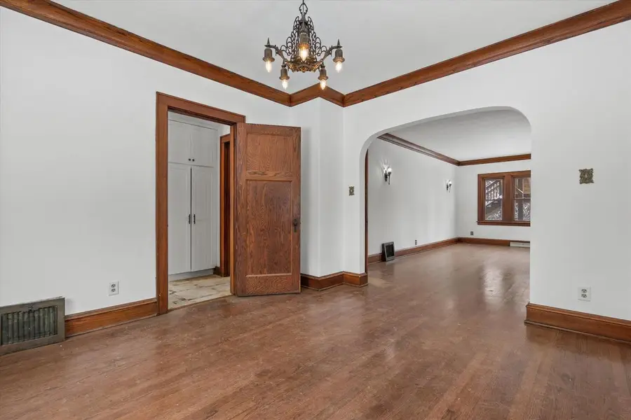 W140N10259 Fond Du Lac AVENUE, Germantown, WI 53022 - Image #2