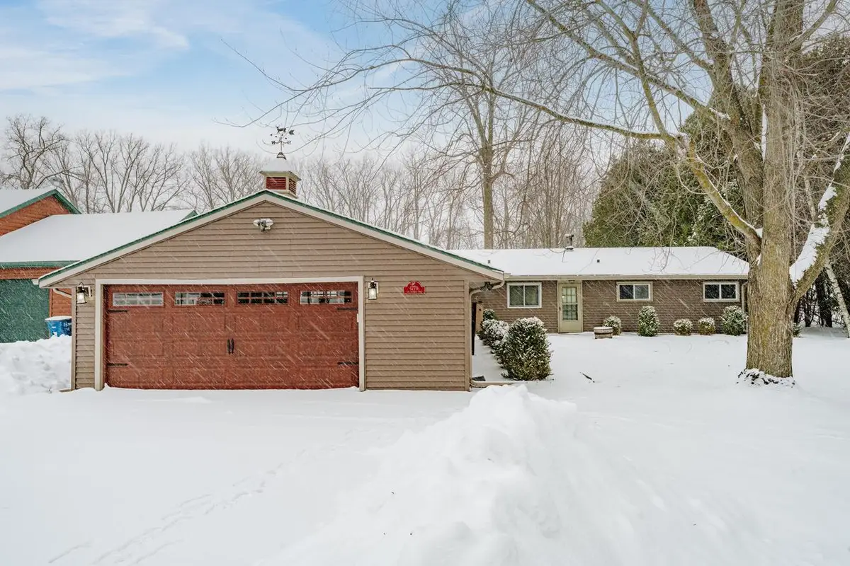 6770 Lee Harbor LANE, Oshkosh, WI 54902 - Image #1