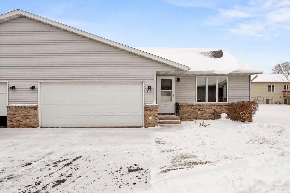 917 10th AVENUE N, Onalaska, WI 54650 - Image #1