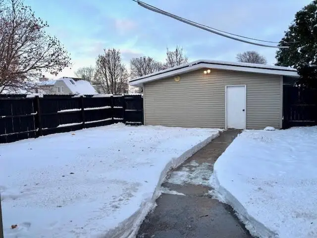 2921 Michigan AVENUE, Sheboygan, WI 53081 - Image #3