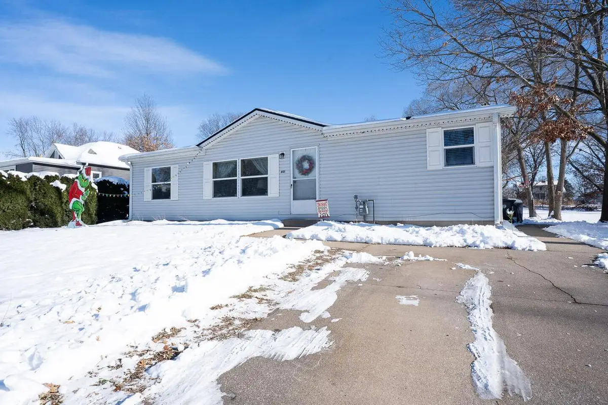 601 Oak AVENUE S, Onalaska, WI 54650 - Image #1