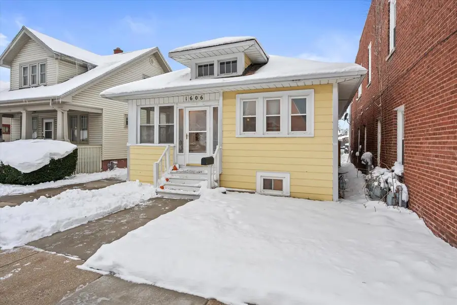 1606 Grove AVENUE, Racine, WI 53405 - Image #2