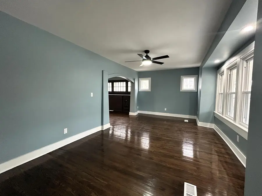 4462 N 27th STREET, Milwaukee, WI 53209 - Image #3