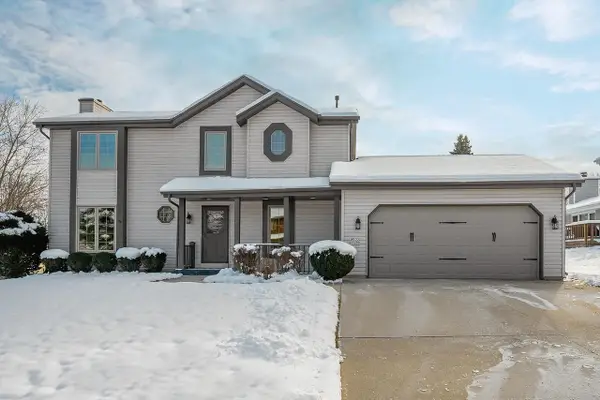 W233N6950 Salem DRIVE, Sussex, WI 53089