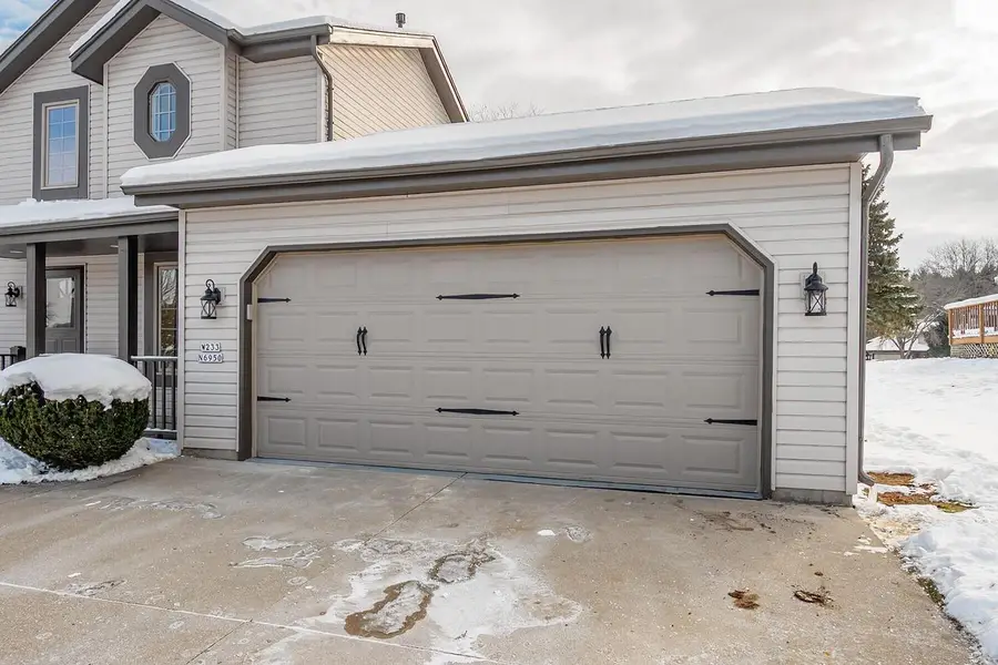 W233N6950 Salem DRIVE, Sussex, WI 53089 - Image #3