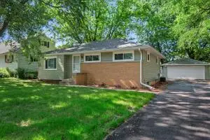 5222 W Hemlock ROAD, Milwaukee, WI 53223 - Image #2