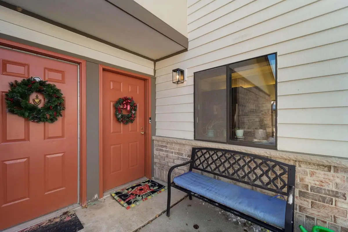 500 W Bender ROAD #96, Glendale, WI 53217 - Image #1