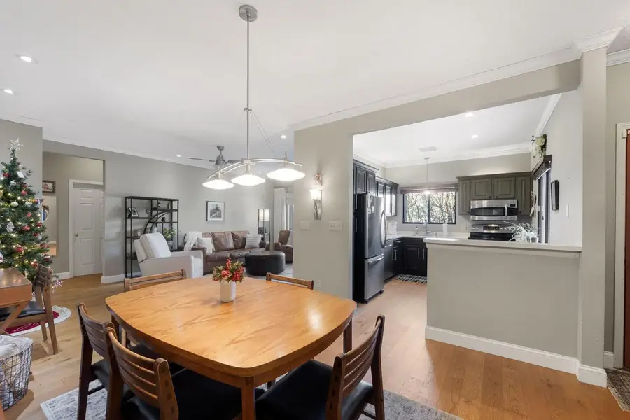 500 W Bender ROAD #96, Glendale, WI 53217 - Image #3