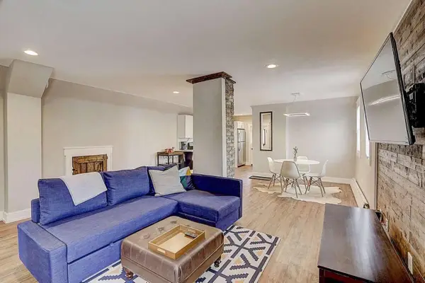 1202 N 45th STREET #1202 A, Milwaukee, WI 53208