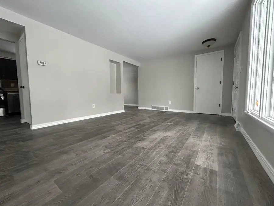 1108 Clayton PLACE, Green Bay, WI 54302 - Image #3