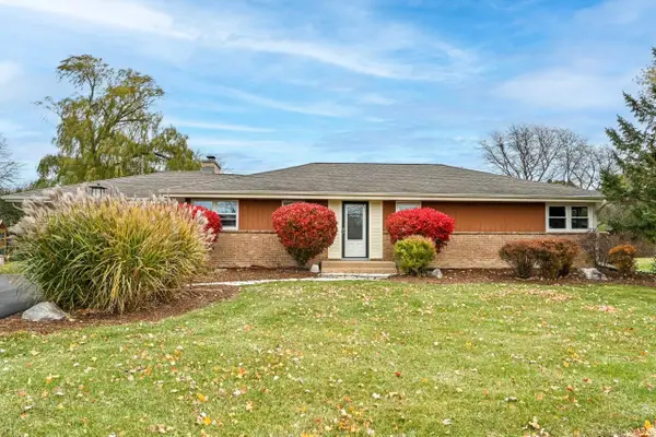 9032 N Regent ROAD, Bayside, WI 53217