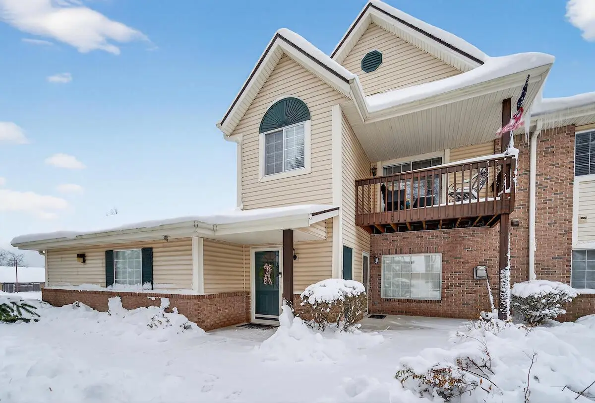 6936 Dale DRIVE #3, Racine, WI 53402 - Image #1