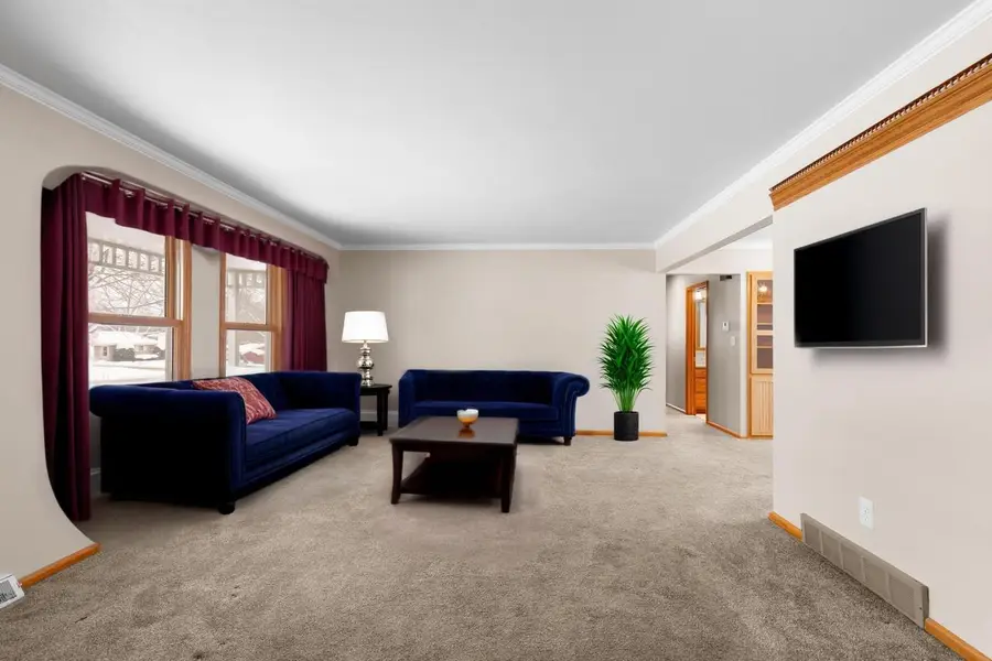 18345 W Michaels ROAD, New Berlin, WI 53146 - Image #2