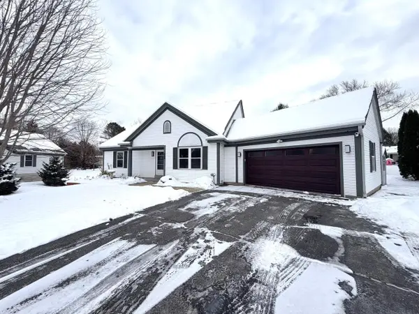 198 Cramer AVENUE, Dousman, WI 53118