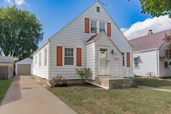 7208 33rd AVENUE, Kenosha, WI 53142