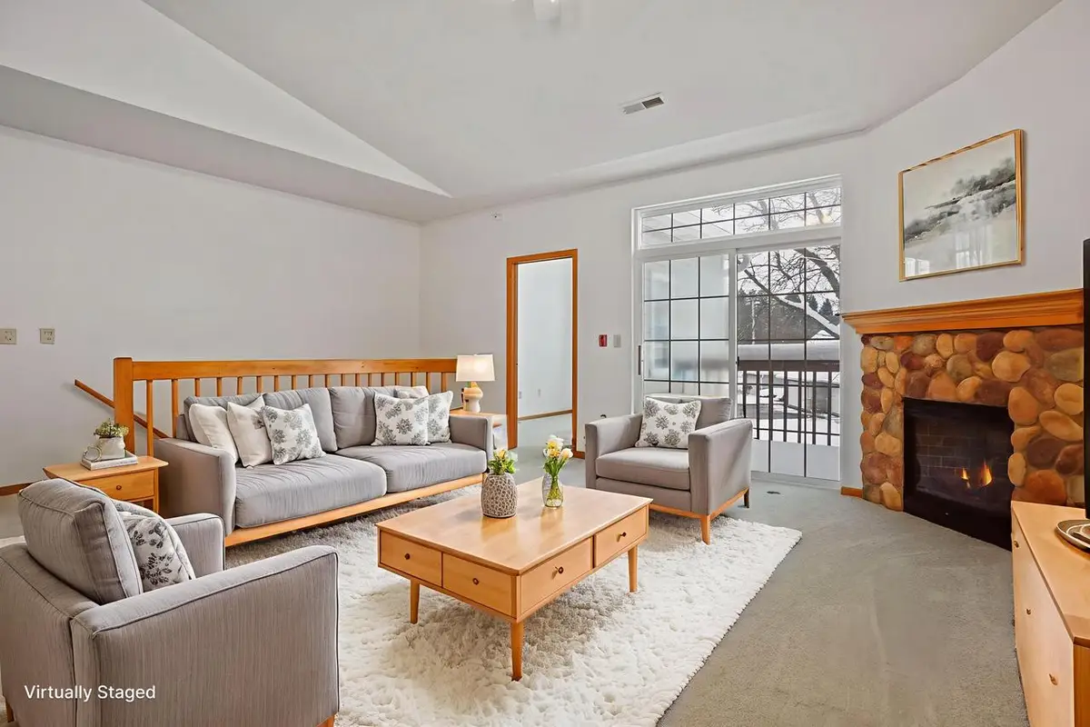 2145 Broken Hill ROAD #8, Waukesha, WI 53188 - Image #1