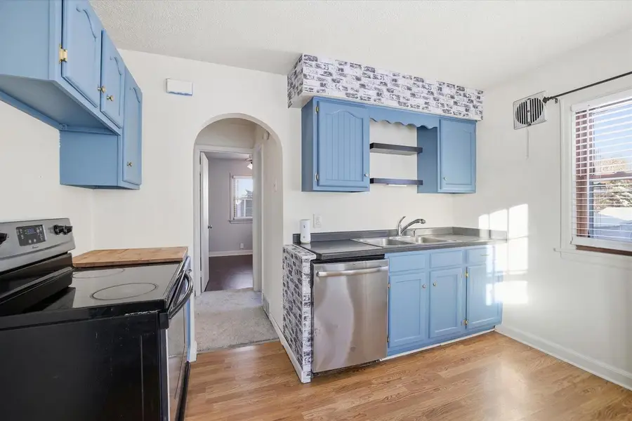 2934 S 92nd STREET, West Allis, WI 53227 - Image #2