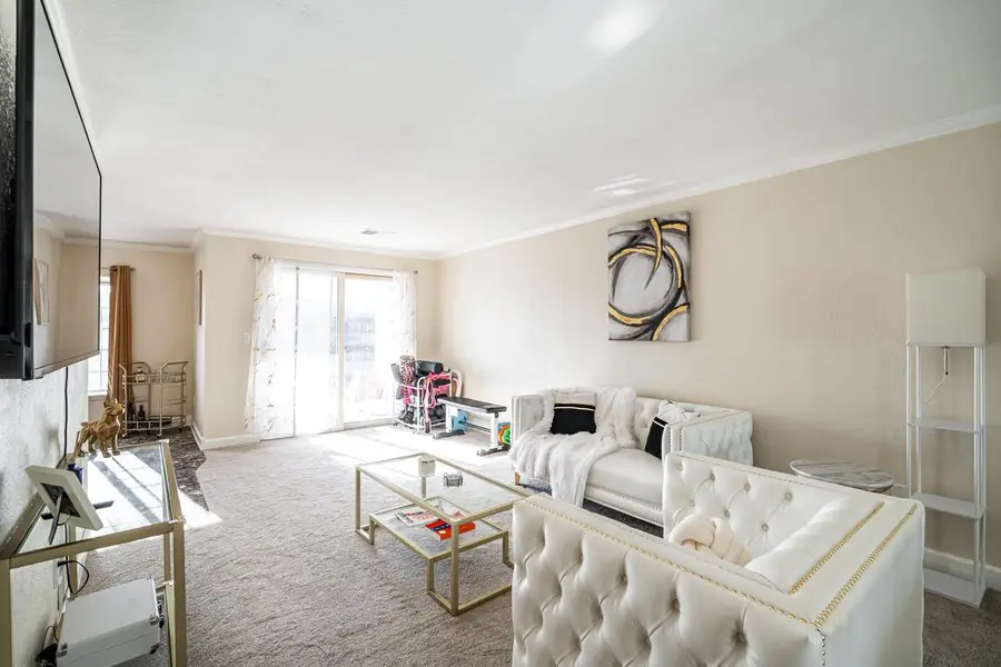 12980 W Bluemound ROAD #308, Elm Grove, WI 53122 - Image #3