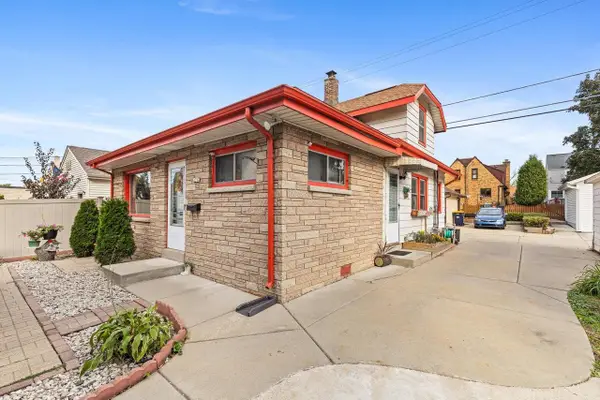 2352 S 79th STREET, West Allis, WI 53219