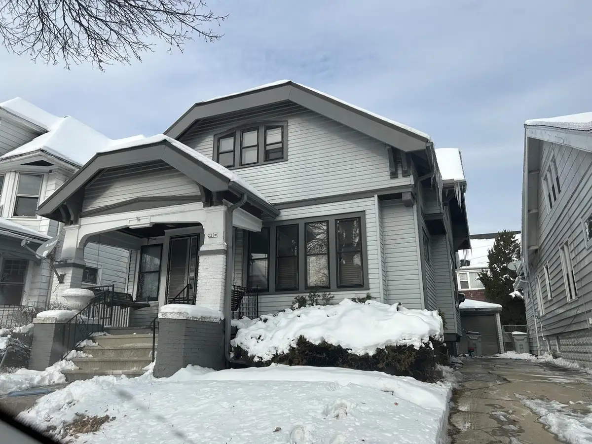 2206 W Keefe AVENUE, Milwaukee, WI 53206 - Image #1