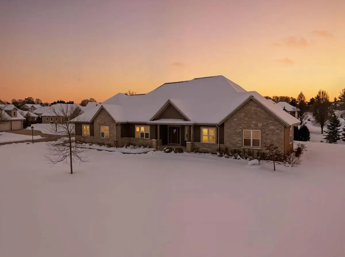 W229N3655 Sterling COURT, Pewaukee, WI 53072 - Image #1