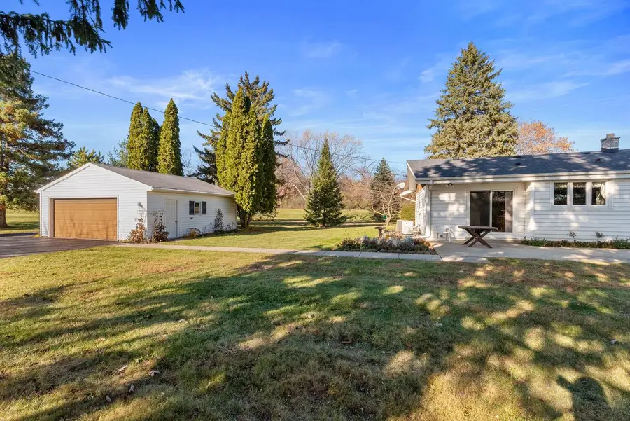 25919 Durand AVENUE, Kansasville, WI 53139 - Image #3