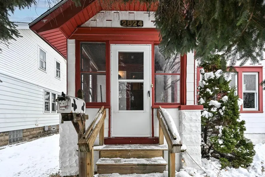 2824 S Lenox STREET, Milwaukee, WI 53207 - Image #3