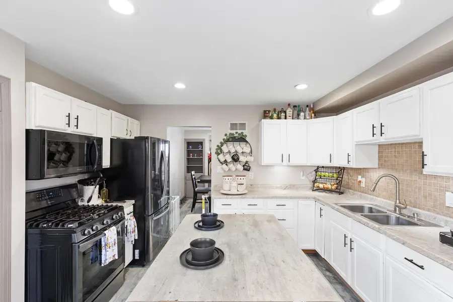 2839 S 46th STREET, Milwaukee, WI 53219 - Image #3